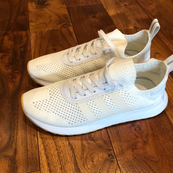 Women's adidas white Flashback Prime Knit sz 7 great condition by 2801